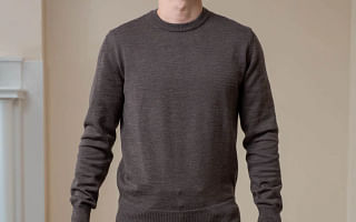 How can I incorporate streetwear fashion into a professional wardrobe?